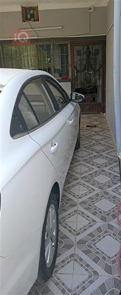 ئێم جی 5